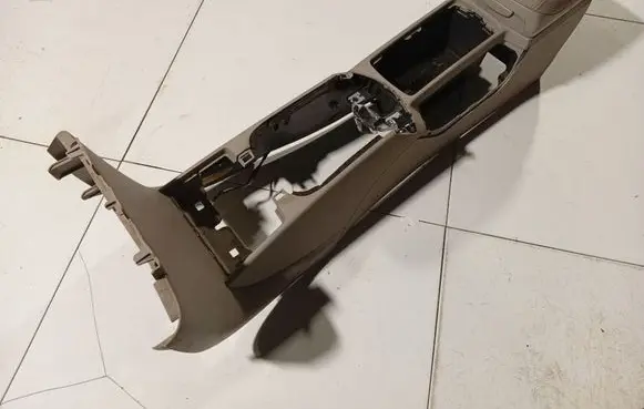 Volvo S40 Armrest 30755349