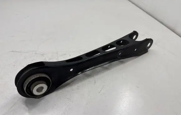 Chevrolet Camaro Rear control arm 84337449
