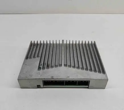 Jaguar F-Pace Sound amplifier HX7319C164RD
