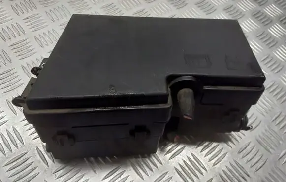 Ford Focus Fuse box cover 3M5T14A067-BC