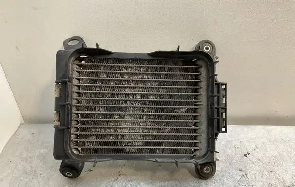 Engine oil radiator