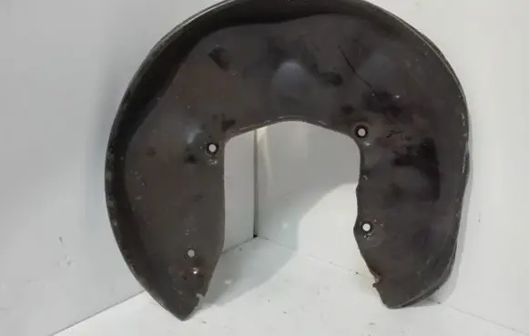Audi A6 S6 C6 4F Rear brake disc plate dust cover 06S23