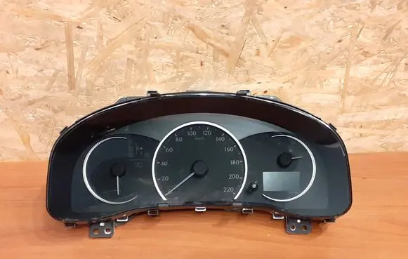 Lexus CT 200H Speedometer (instrument cluster) 8380076670 2574809311