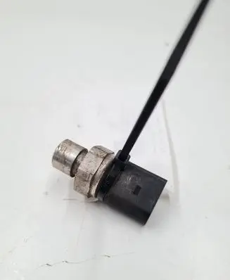 Air conditioning (A/C) pressure sensor