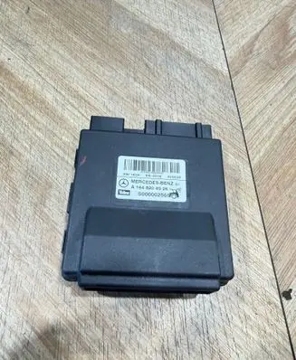 Mercedes-Benz GL X164 Tailgate/trunk control unit/module A1648204926 S000002565