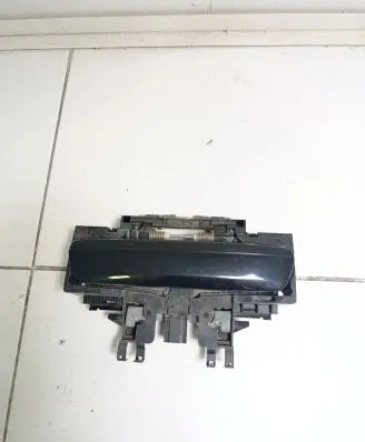 Audi A8 S8 D3 4E Front door exterior handle 4E0949137