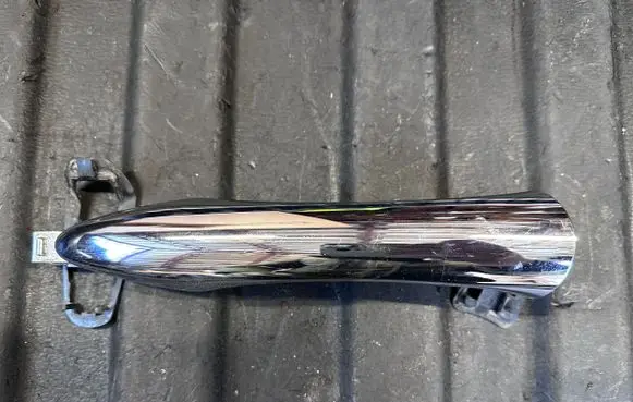 Infiniti FX Rear interior roof grab handle 8989898