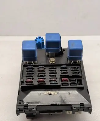 Nissan Pathfinder R50 Fuse box set 243505W000J
