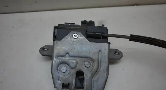 Jaguar XF X250 Tailgate/trunk/boot lock/catch/latch 6W83442A66CD 334308 01097061002