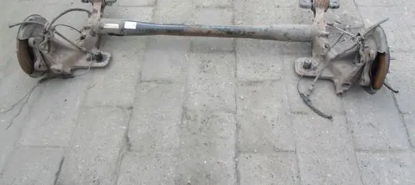 Opel Zafira C Rear axle beam 