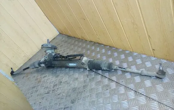 Ford Mondeo Mk III Steering rack 1S7C3200AE