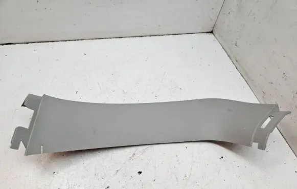 Suzuki Grand Vitara II Tailgate/trunk side cover trim 8378065J0