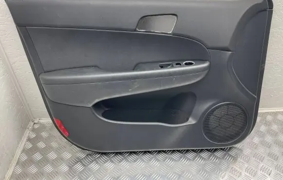 Hyundai i30 Front door card panel trim 823502L000