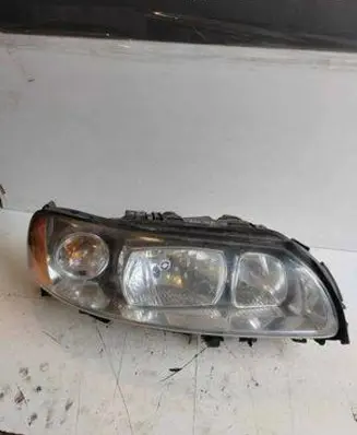 Volvo V70 Headlight/headlamp 30698840 89900268