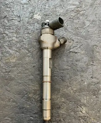 Audi A6 S6 C7 4G Fuel injector 04L130277AE