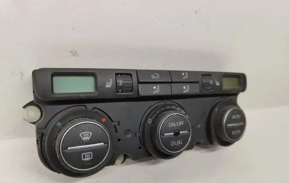 Volkswagen Touran I Climate control unit 0003C1 270307 74677532V