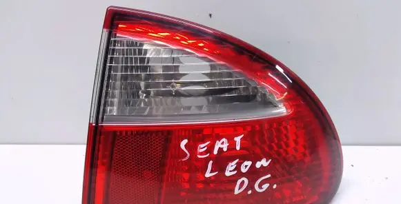 Seat Leon (1M) Rear/tail lights 45209