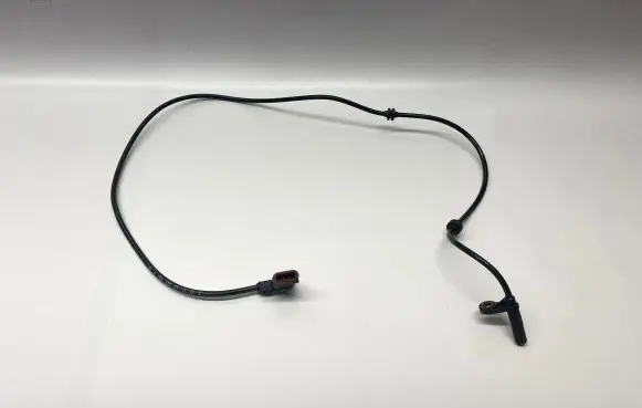 Mercedes-Benz C W204 ABS rear brake sensor A2045400317 2045400317