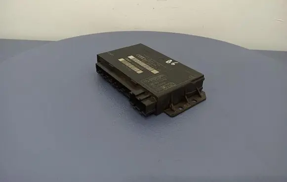 Audi A4 S4 B6 8E 8H Comfort/convenience module 8E0959433AD