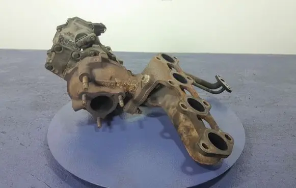 Toyota Yaris Turbo system vacuum part 172010N042