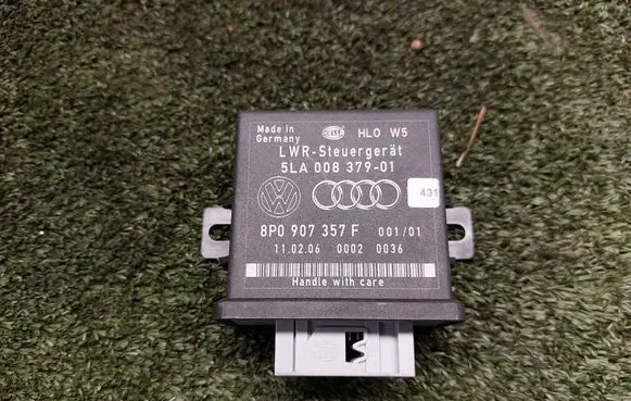 Audi Q7 4M Light module LCM 5LA00837901 8P0907357F