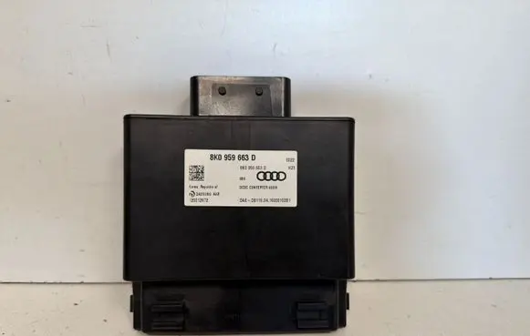 Audi Q3 8U Other control units/modules 8K0959663D