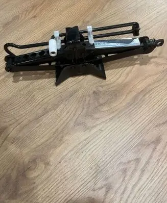 BMW X3 E83 Lift Jack 3403642
