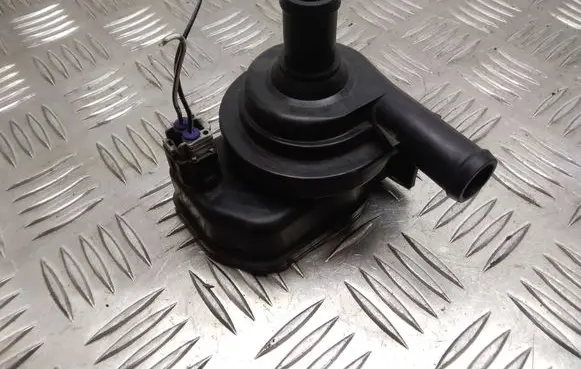 Volvo V70 Electric auxiliary coolant/water pump