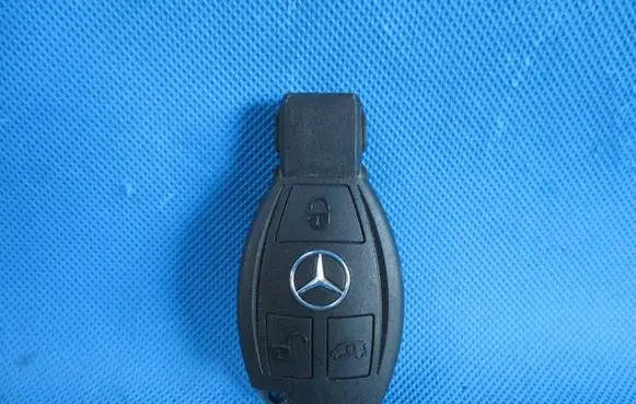 Mercedes-Benz C W204 Ignition key/card