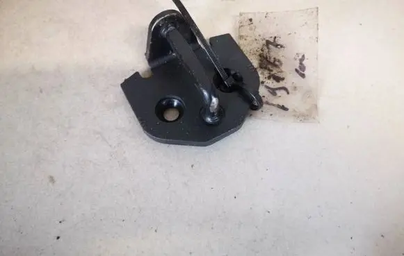 Volvo V50 Rear door lock loop/hook striker 30699650