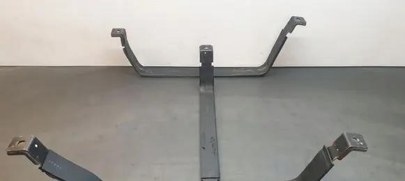 KIA Carnival Fuel tank mounting bracket 