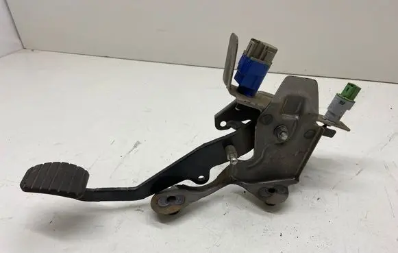 Clutch pedal