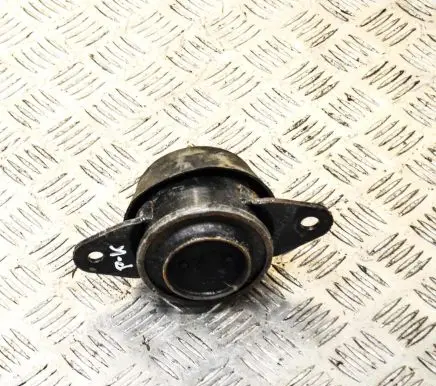 Nissan Leaf I (ZE0) Engine mount bracket