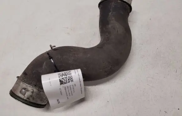 Audi A3 S3 8P Air intake hose/pipe 1K0145832E