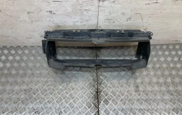 BMW 1 F20 F21 Intercooler air guide/duct channel 7245771
