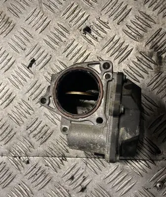 Volkswagen Touran I Throttle valve 03g128063g