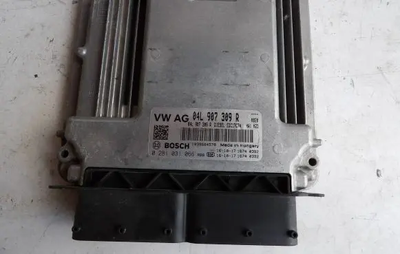 Audi A3 S3 8P Engine control unit/module 04L907309R 0281031066