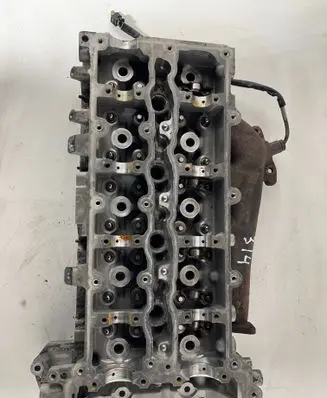 Mercedes-Benz Sprinter W906 Engine head r651016