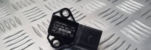 Volkswagen PASSAT B5.5 Air pressure sensor 0281002401 038906051C