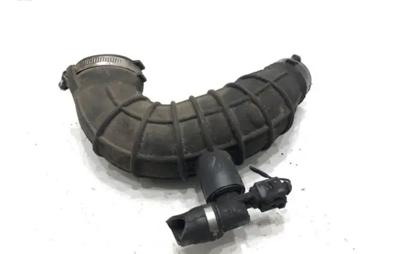 Audi A8 S8 D4 4H Air intake hose/pipe 4H0129572