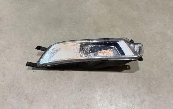 Volkswagen PASSAT B8 Front fog light 3G0941662H
