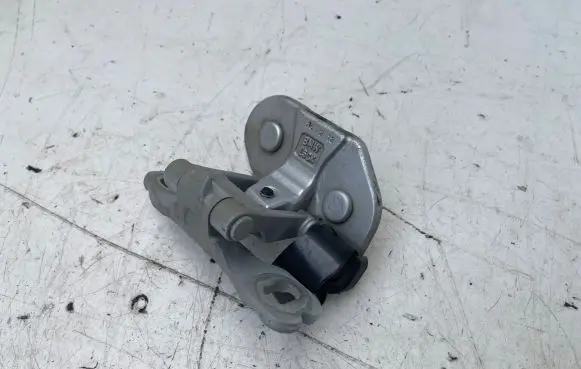 BMW X1 E84 Tailgate/trunk/boot hinge 706062509