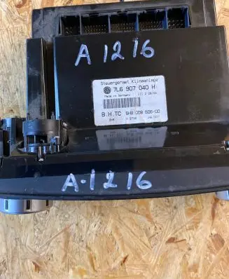 Volkswagen Touareg I Climate control unit 7L6907040H