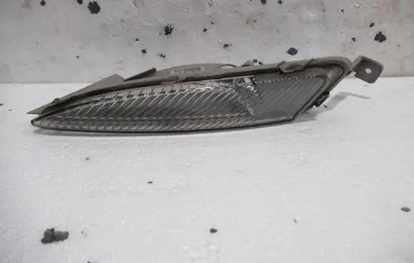 Opel Astra J Front indicator light 13367142