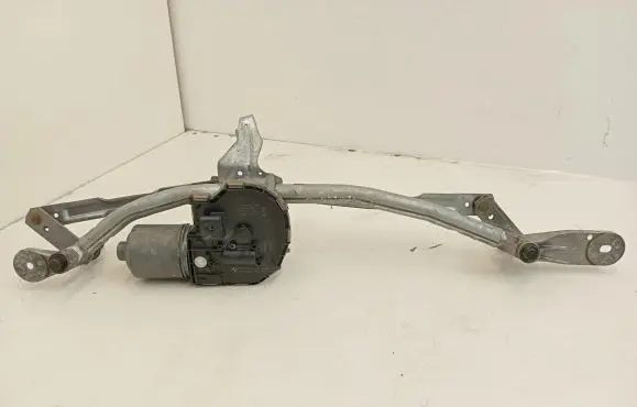 BMW 6 F12 F13 Front wiper linkage and motor 7308776