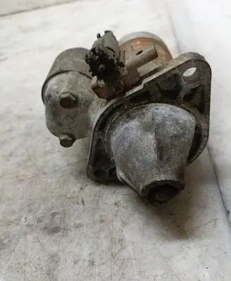 Nissan Almera Tino Starter motor 8971891181 911138