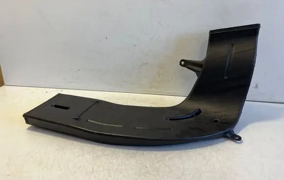 BMW X6 F16 Cabin air duct channel 7148530