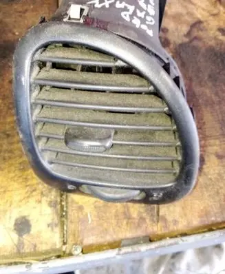 Volkswagen Sharan Dashboard side air vent grill/cover trim 7M1819704F