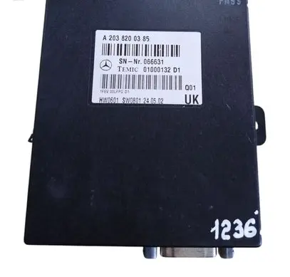 Mercedes-Benz CLK A209 C209 Voice control module A2038200385