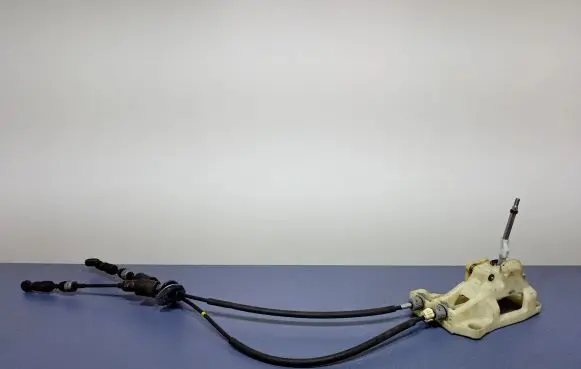 Hyundai i30 Gear shift rod 43700-A5200